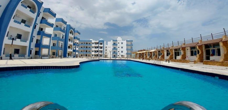 New 1 BR apartment in Oasis Marina TB Resort