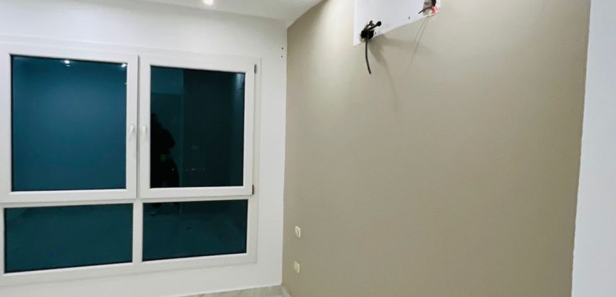 Exclusive with Queen T Investment flat in Fanadir Bay