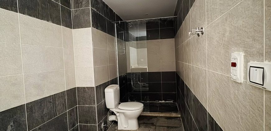 Panoramic seaview Exclusive with Queen T Investment flat in Fanadir Bay